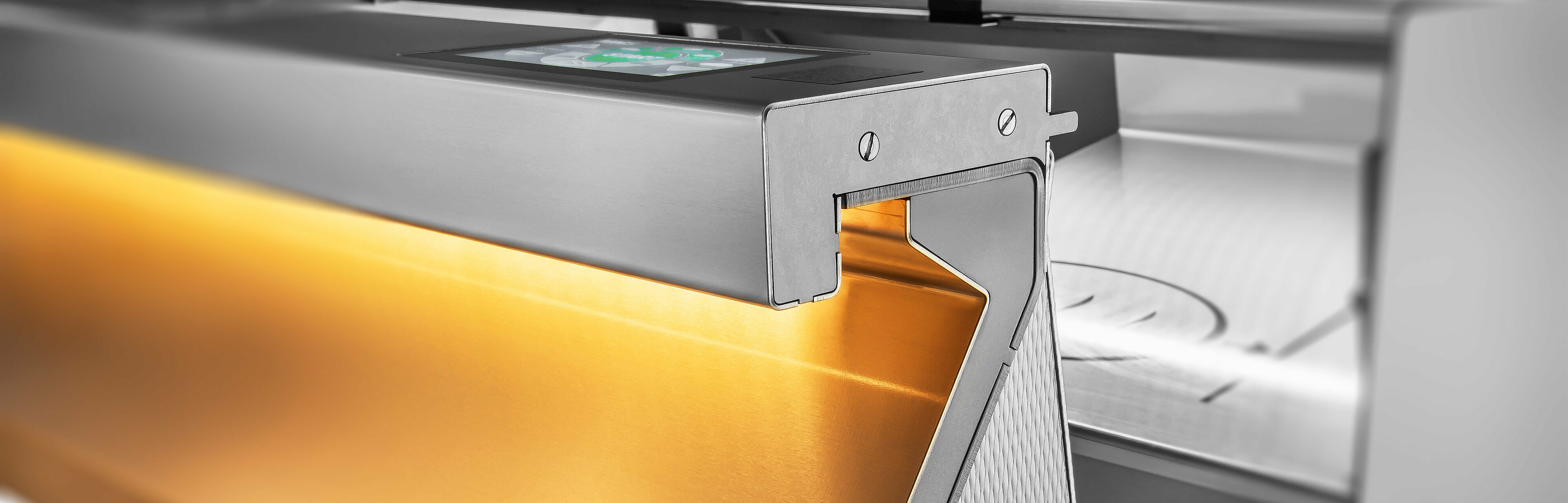 integral_touch_beautyshot_3